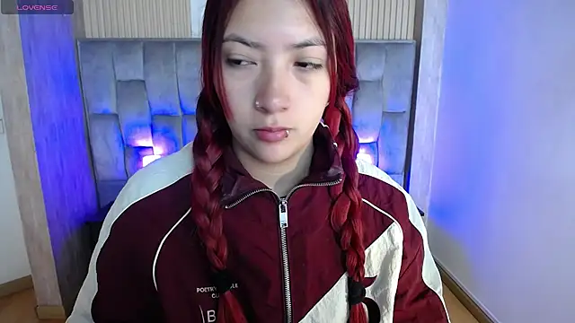 Mia Rinn online show from September 24, 2025, 1:06 pm