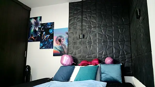 Snapshot of graceymilf666 chatting on February 15, 2026, 12:04 pm graceymilf666 online show from February 15, 2026, 12:04 pm