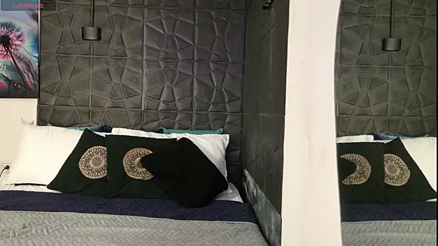 graceymilf666 online show from October 17, 2025, 11:34 am