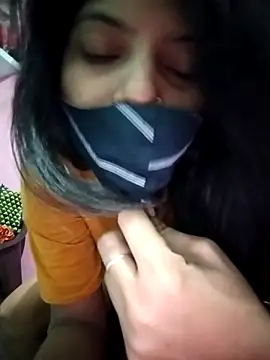 Snapshot of Hotty-Divya chatting on November 6, 2025, 3:16 pm Hotty-Divya online show from November 6, 2025, 3:16 pm