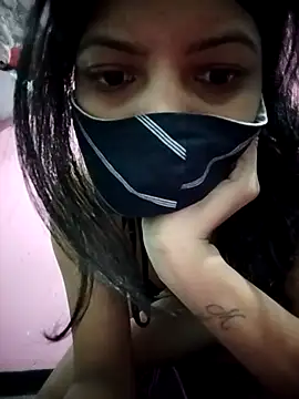 Snapshot of Hotty-Divya chatting on October 7, 2025, 2:56 am Hotty-Divya online show from October 7, 2025, 2:56 am