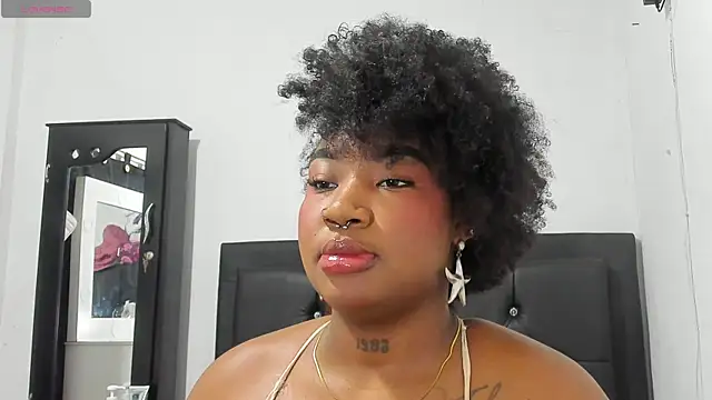 Snapshot of Natassha_brown1 chatting on October 20, 2025, 11:16 pm Natassha brown1 online show from October 20, 2025, 11:16 pm