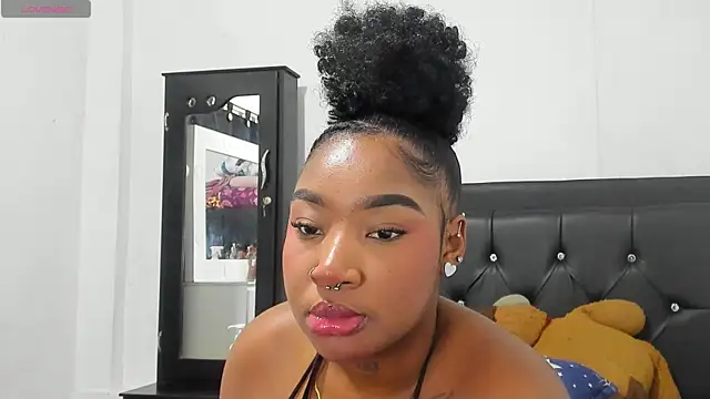 Snapshot of Natassha_brown1 chatting on October 16, 2025, 1:03 am Natassha brown1 online show from October 16, 2025, 1:03 am