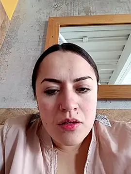 Lesly 10- online show from October 14, 2025, 1:01 pm