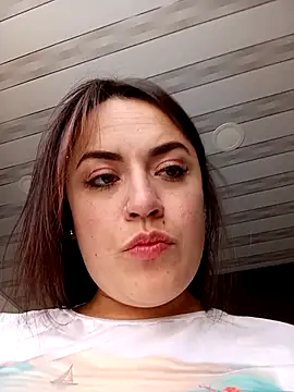 Lesly 10- online show from November 5, 2025, 2:31 pm