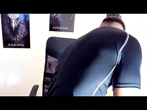 Snapshot of Andrew_wolf7 chatting on December 10, 2024, 3:51 am Andrew wolf7 online show from December 10, 2024, 3:51 am