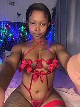 InkLady444 online show from January 20, 2025, 11:21 pm