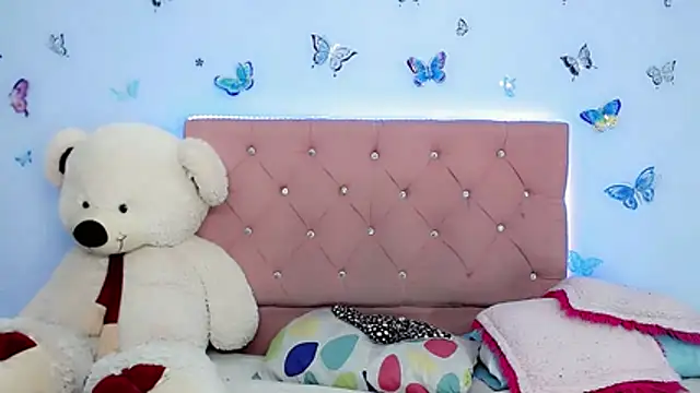 Riossvale online show from February 22, 2026, 5:43 am