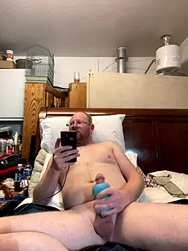 theoneandonlyniko online show from December 15, 2025, 9:31 pm