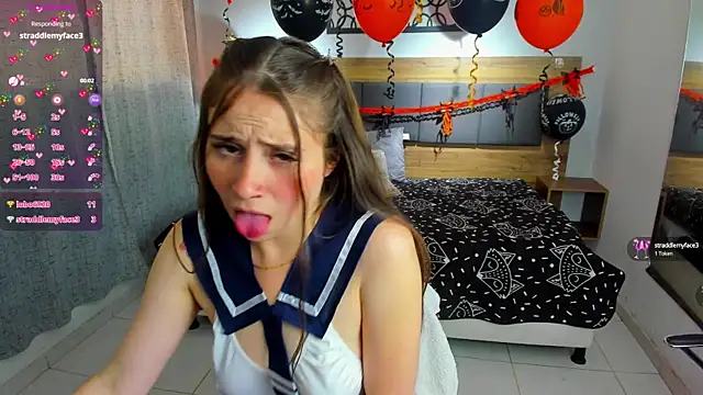 martina lujann online show from October 9, 2025, 1:44 pm