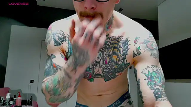 white King9999 online show from November 21, 2025, 3:38 am