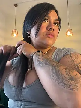 Snapshot of _Dulcinea_1 chatting on June 1, 2026, 3:51 am Dulcinea 1 online show from June 1, 2026, 3:51 am