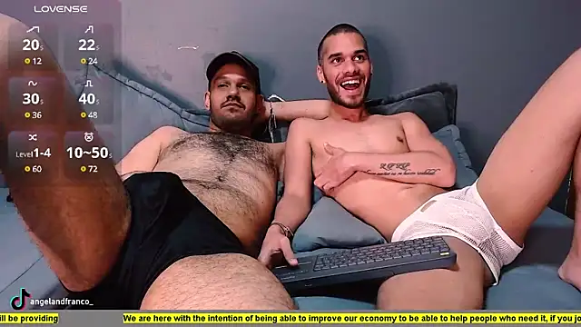 Snapshot of angelandfranco chatting on March 21, 2025, 10:50 pm angelandfranco online show from March 21, 2025, 10:50 pm