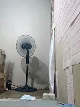 Sweetchuby1995 online show from April 26, 2026, 1:41 pm