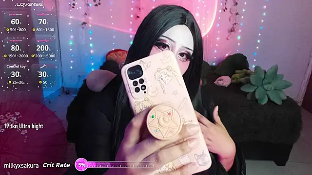 Snapshot of MilkyXSakura chatting on November 20, 2025, 3:07 am MilkyXSakura online show from November 20, 2025, 3:07 am
