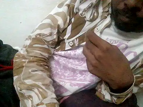 devilsam3327 online show from November 15, 2025, 1:48 pm