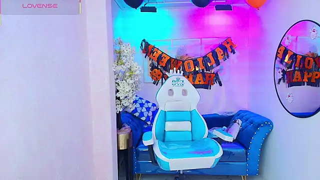 Dafne huges online show from October 31, 2025, 6:04 pm