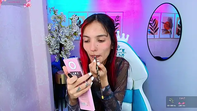 Dafne huges online show from December 1, 2025, 7:26 pm