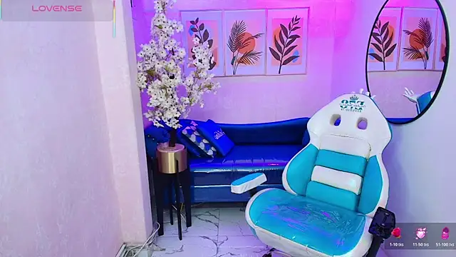 Dafne huges online show from October 17, 2025, 7:37 pm