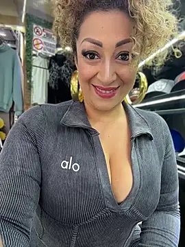 Katti Barrera online show from July 2, 2026, 8:26 pm