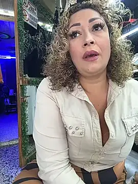 Katti Barrera online show from July 6, 2026, 8:11 pm
