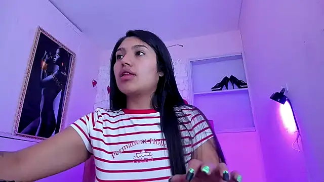 SarahStones online show from October 12, 2025, 11:39 pm