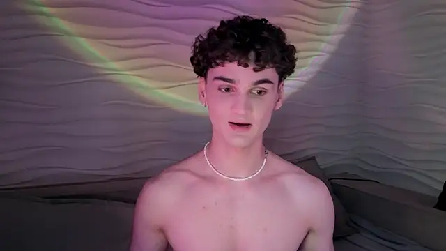 adam 21cm   online show from February 2, 2025, 7:57 pm