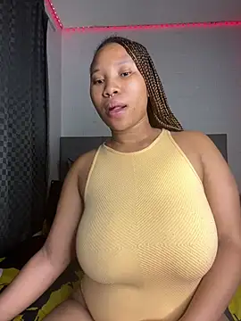 Snapshot of DrippinCaramelCutie chatting on February 22, 2026, 8:32 pm DrippinCaramelCutie online show from February 22, 2026, 8:32 pm