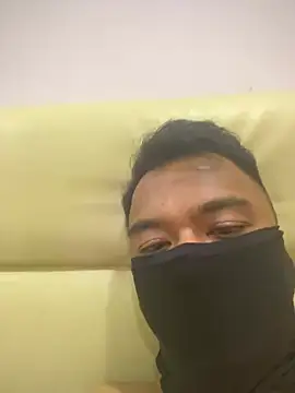 Snapshot of black6265 chatting on January 28, 2025, 5:43 am black6265 online show from January 28, 2025, 5:43 am