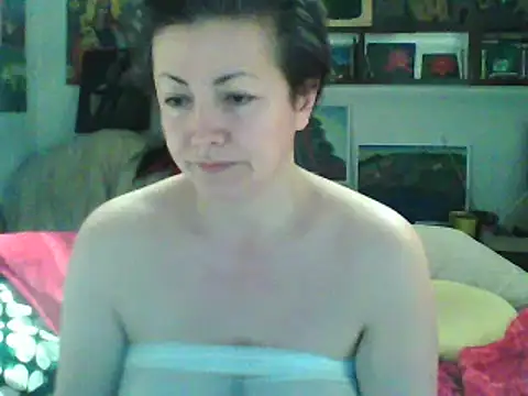 MariaAnaSunshine online show from March 14, 2025, 11:00 pm
