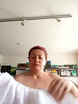 MariaAnaSunshine online show from September 14, 2025, 9:53 am