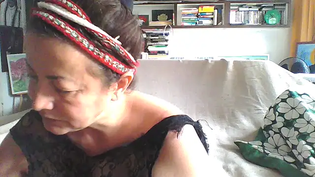 MariaAnaSunshine online show from September 10, 2025, 6:34 am