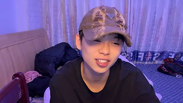 Snapshot of xiaottt1918 chatting on January 10, 2025, 11:33 am xiaottt1918 online show from January 10, 2025, 11:33 am