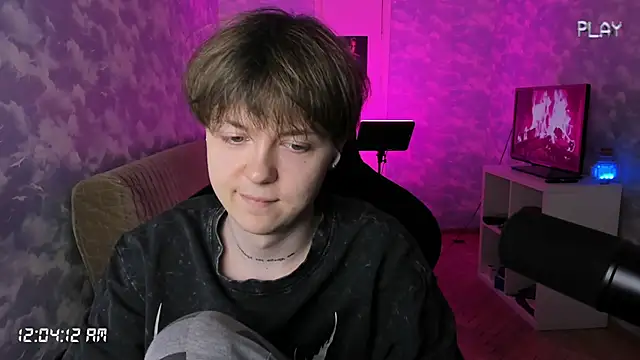 charonbaby1 online show from October 20, 2025, 9:04 pm