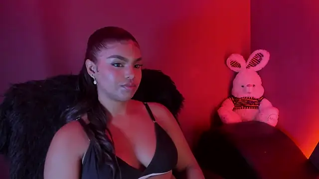 zoe roux21 online show from October 29, 2025, 3:05 am