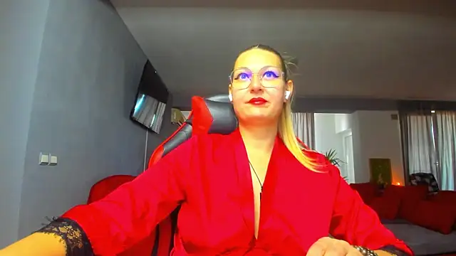 sugar mayy online show from November 21, 2025, 9:19 am