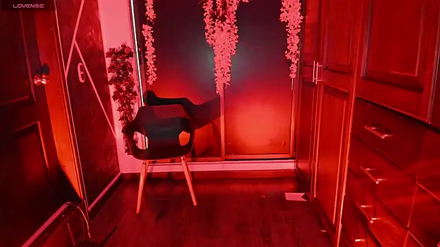 SexyNaf online show from November 4, 2025, 7:17 pm