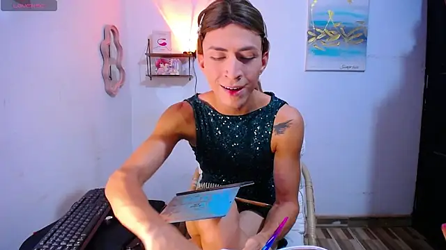 LiahGrey7 online show from May 31, 2026, 4:57 pm