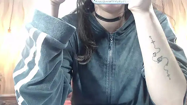 AnnieSoul online show from November 14, 2025, 3:05 pm