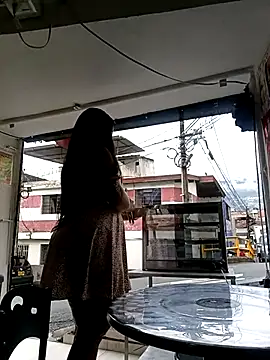 cindy damm online show from December 1, 2025, 1:23 pm