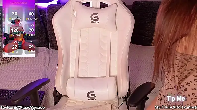 AlexaAimee online show from March 26, 2026, 1:20 pm