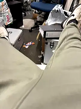 Snapshot of chubbydadb0d chatting on November 17, 2025, 1:59 pm chubbydadb0d online show from November 17, 2025, 1:59 pm