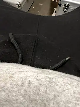 Snapshot of chubbydadb0d chatting on November 22, 2025, 11:31 am chubbydadb0d online show from November 22, 2025, 11:31 am