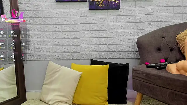 Snapshot of _EmilyJireh_ chatting on September 10, 2025, 7:24 pm EmilyJireh online show from September 10, 2025, 7:24 pm