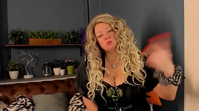 JesiaFoxi online show from February 19, 2026, 2:58 pm