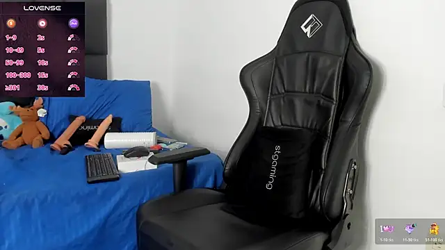 Tonny twink  online show from February 15, 2026, 2:01 am