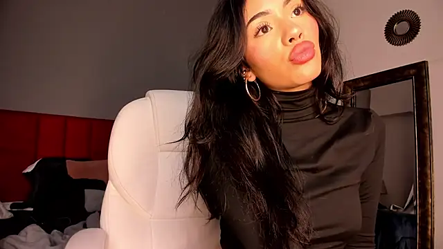 Giovanna oliveira online show from March 13, 2026, 5:45 am