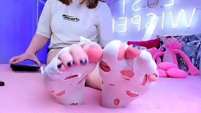 footfetish baby online show from December 18, 2024, 4:28 pm