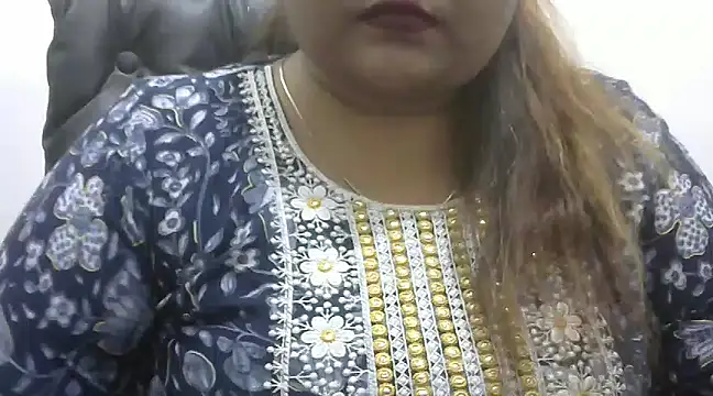 Snapshot of yours_jassi chatting on February 2, 2025, 8:56 am yours jassi online show from February 2, 2025, 8:56 am