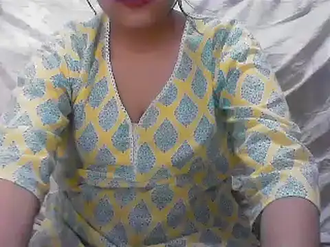 Snapshot of yours_jassi chatting on March 18, 2025, 11:11 am yours jassi online show from March 18, 2025, 11:11 am